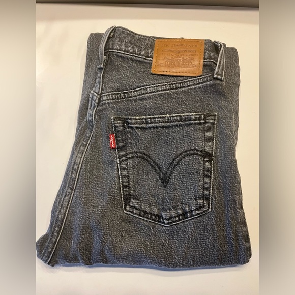 Levi’s jeans! Style “rib cage straight ankle”. Size 24 and 36 inches long. - Picture 1 of 6